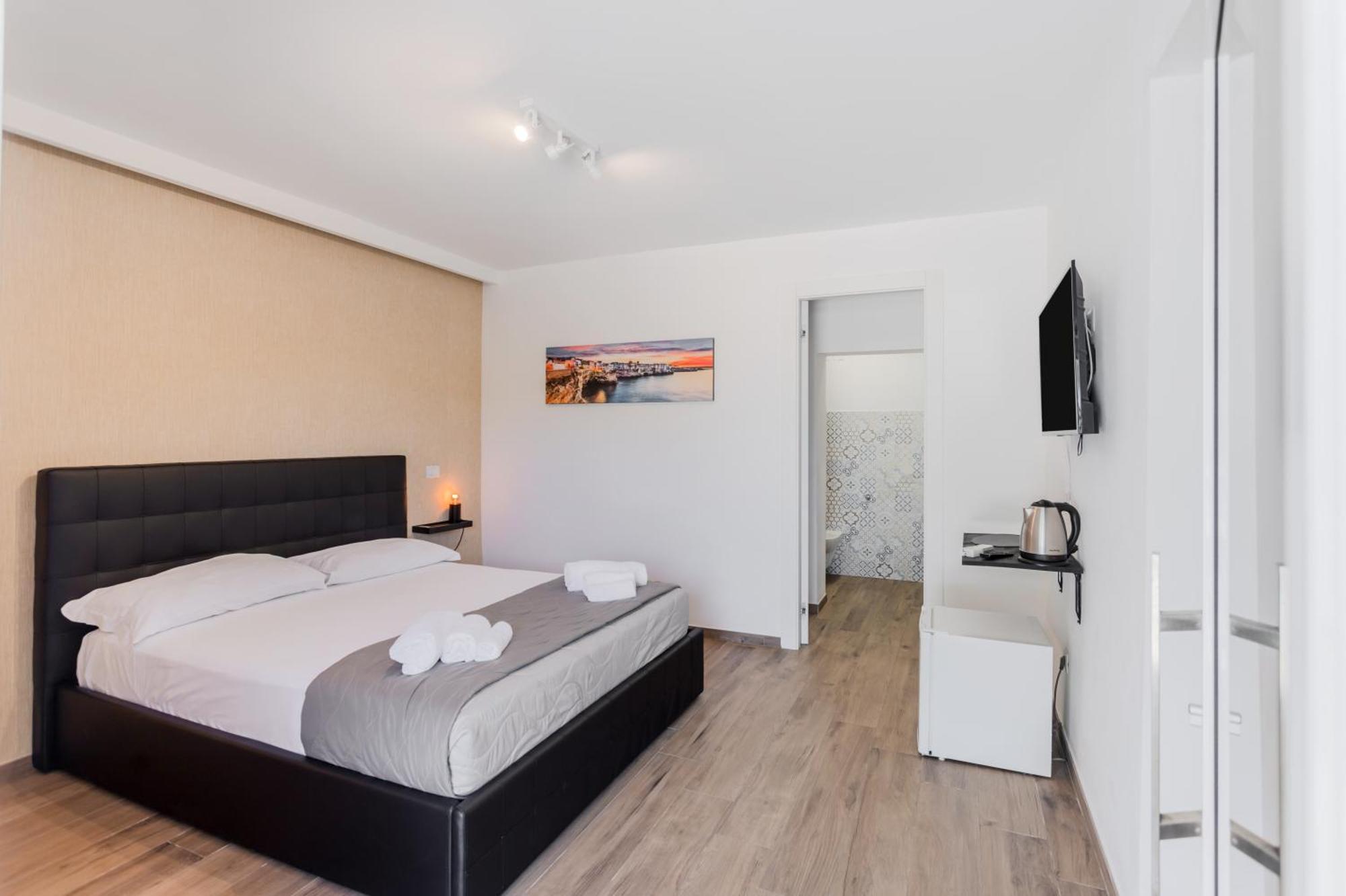 Pietramare Luxury Suites Bari Zewnętrze zdjęcie