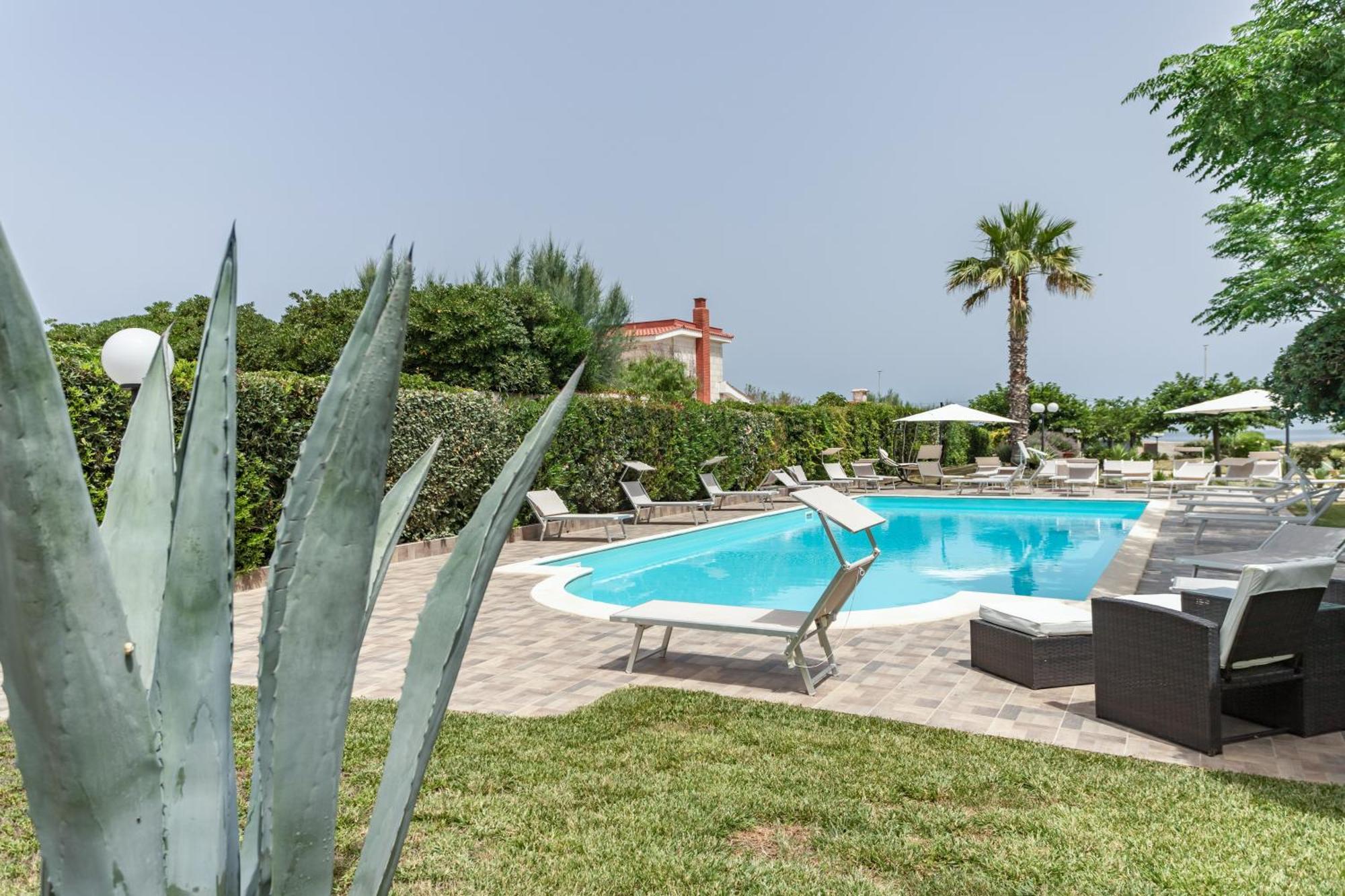 Pietramare Luxury Suites Bari Zewnętrze zdjęcie
