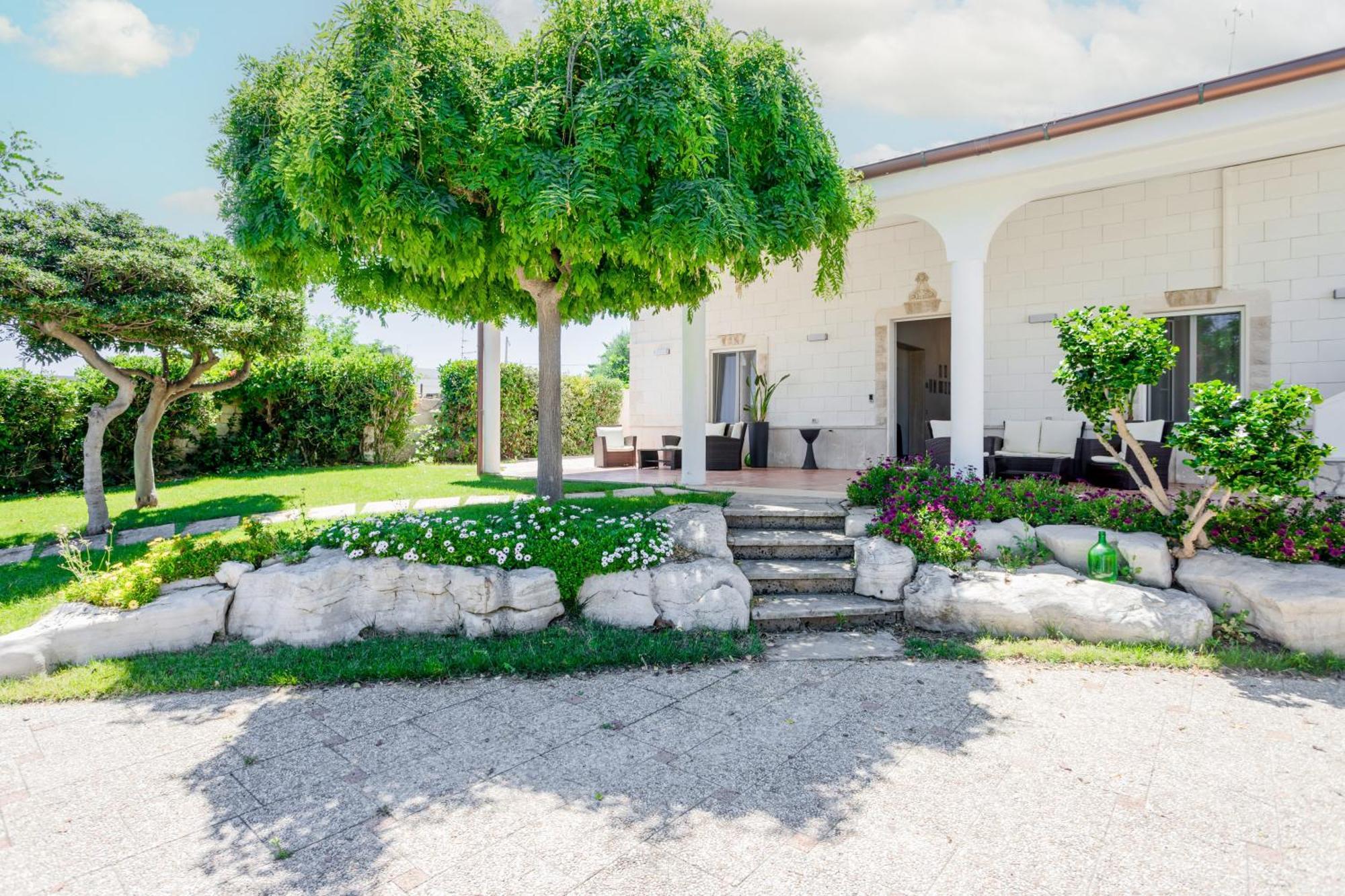Pietramare Luxury Suites Bari Zewnętrze zdjęcie