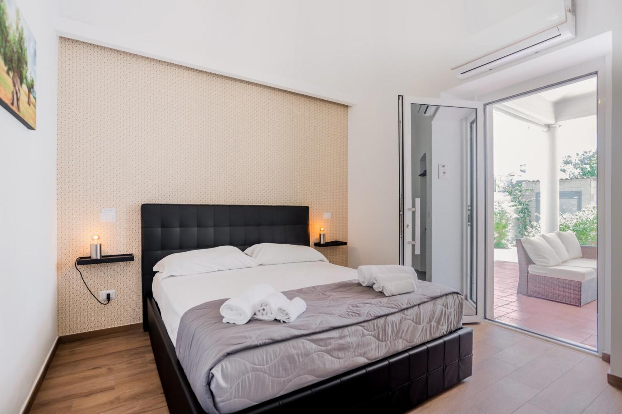 Pietramare Luxury Suites Bari Zewnętrze zdjęcie